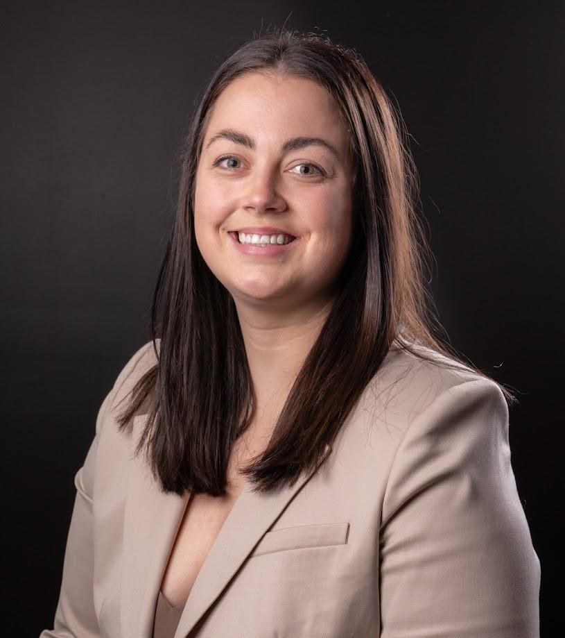 https://www.ryansean.d.advancewebsites.com/userfiles/media/default/1063/corry-headshots-1_1.jpg